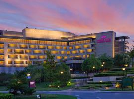 Crowne Plaza Shanghai Anting, an IHG Hotel - 15 minutes drive to F1, hotell i Jiading