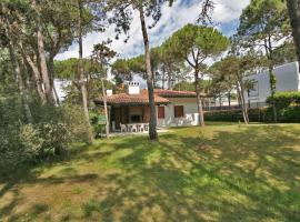 BA - VILLA LUCY - Single Villa -, cottage a Lignano Sabbiadoro