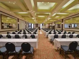 Holiday Inn Montreal Centre Ville Downtown by IHG
