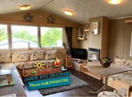 Rockley Park - Coral, glamping site in Poole