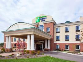 Holiday Inn Express Hotel & Suites Howell, an IHG Hotel โรงแรมในHowell