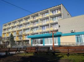 Гостинница Славутич, Hotel in Gorishni Plavni