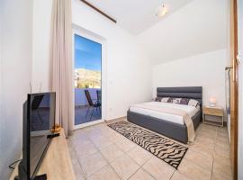 Apartment Sensa, apartment in Trogir