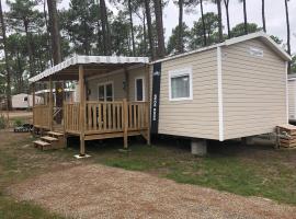 Mobile Home - Les Dunes de Contis, hotel v destinaci Saint-Julien-en-Born