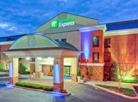 Holiday Inn Express Hotel & Suites Nashville Brentwood 65S, viešbutis mieste Brentvudas