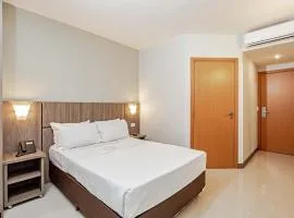 Slim Hotel Curitiba Av das Torres