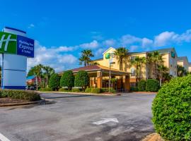 Holiday Inn Express Destin E - Commons Mall Area, an IHG Hotel, hotell i Destin