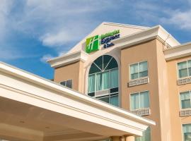 Holiday Inn Express & Suites Columbia-I-26 @ Harbison Blvd, an IHG Hotel, hotel malapit sa Columbiana Centre, Columbia