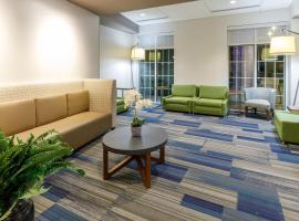 Holiday Inn Express & Suites - Sturbridge by IHG, hotel in Sturbridge