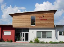 Hotel Deininger, hotel v destinaci Fischamend Dorf