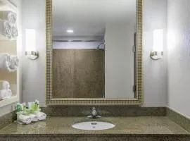 Holiday Inn Express & Suites Cooperstown by IHG