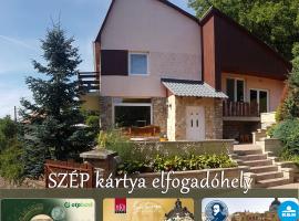 Ágnes vendégház Teljes ház, vacation rental in Hollóháza