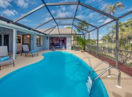 Villa Sunset Cape Coral: Cape Coral şehrinde bir kulübe