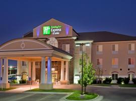 Holiday Inn Express Hotel & Suites Wichita Airport by IHG, hotel em Wichita