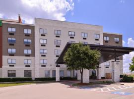 Holiday Inn Express Hotel and Suites Mesquite, an IHG Hotel、メスキートのホテル