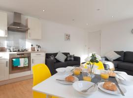 Treeview Apartment- A lovely 2 bed apartment near Colchester North Station by Catchpole Stays, apartamento em Colchester