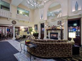 Holiday Inn Express Hotel & Suites Youngstown North-Warren/Niles by IHG, hotel di Warren