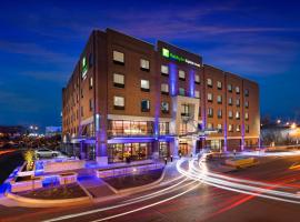 Holiday Inn Express & Suites Oklahoma City Downtown - Bricktown, an IHG Hotel, hotell i Bricktown i Oklahoma City