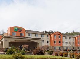 Creekside Hotel & Suites Canyonville, hotel v destinaci Canyonville