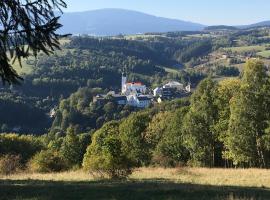 Pension Pošta, hotel poblíž významného místa Dvojka, Branná