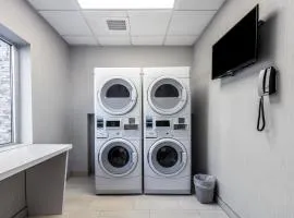 Holiday Inn Express & Suites Jersey City North - Hoboken by IHG