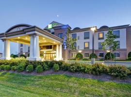 Holiday Inn Express and Suites Guelph, an IHG Hotel, hotel in Guelph