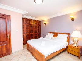 Residence Le Carat, teenindusega apartement sihtkohas Douala