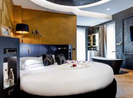 Dharma Boutique Hotel & SPA, hotel near Colosseo Metro Station, Rome