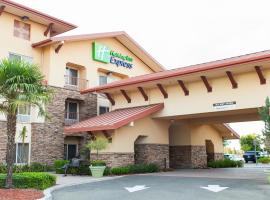 Holiday Inn Express Turlock, an IHG Hotel, viešbutis mieste Turlokas