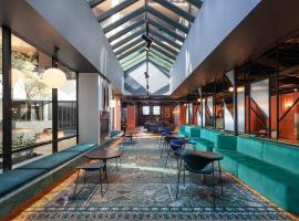 Amora Hotel Riverwalk, hotell i nærheten av Leonda By The Yarra (selskapslokale) i Melbourne