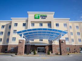 Holiday Inn Express and Suites Edwardsville, an IHG Hotel, hotel in Edwardsville