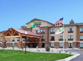 Holiday Inn Express Hotel & Suites Lander by IHG, hotel poblíž Hunt Field Airport - LND, 