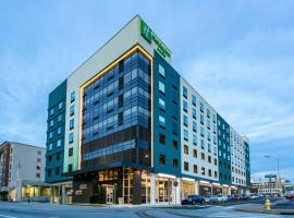 Holiday Inn Hotel & Suites Chattanooga, an IHG Hotel, hotel near Lookout Mountain, Chattanooga