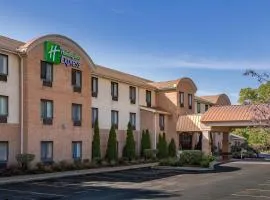 Holiday Inn Express Hotel & Suites Canton, an IHG Hotel