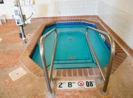 Holiday Inn Express Hotel & Suites Chanhassen by IHG