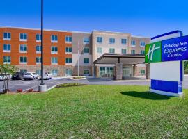Holiday Inn Express & Suites Mobile - University Area, an IHG Hotel, ξενοδοχείο κοντά σε University of South Alabama, Μόμπαϊλ