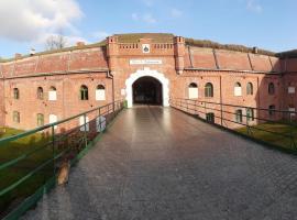 Twierdza Toruń - Fort IV, hostel in Toruń