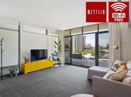 2bdrm Skyline Views - Prime for River, WACA, OPTUS Stadium