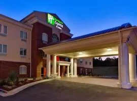 Holiday Inn Express & Suites Malvern, an IHG Hotel