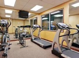 Holiday Inn Express & Suites Malvern by IHG