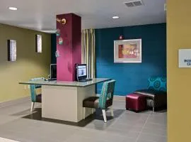 Holiday Inn Express & Suites Carlisle - Harrisburg Area by IHG