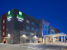 Holiday Inn Express & Suites - Denver NE - Brighton by IHG、ブライトンにあるデンバー国際空港 - DENの周辺ホテル