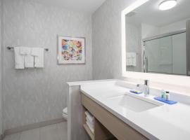 Holiday Inn Express & Suites - Denver NE - Brighton by IHG, hotel in Brighton