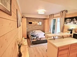 STUDIO CENTRE AURON