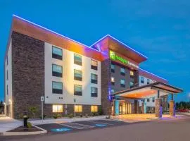 Holiday Inn Express & Suites - Camas, an IHG Hotel