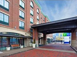 Holiday Inn Express Hotel & Suites Pittsburgh-South Side by IHG