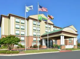 Holiday Inn Express & Suites - Ocean City, an IHG Hotel