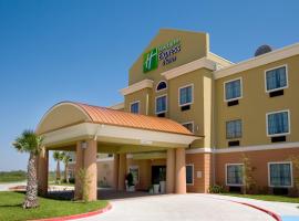 Holiday Inn Express Hotel and Suites Kingsville, an IHG Hotel, хотел в Кингсвил