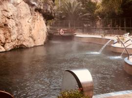 NUEVO HOTEL BALNEARIO DE LA VIRGEN, hotel v destinaci Jaraba