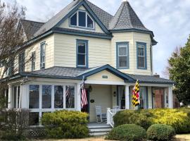 Solomons Victorian Inn, hotel perto de Calvert Marine Museum, Solomons